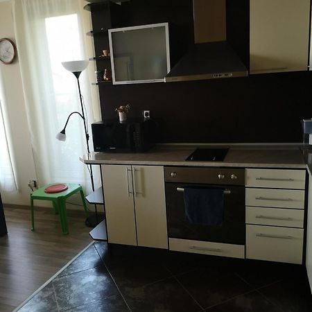 Complex Karia III Apartment Kavarna Bagian luar foto