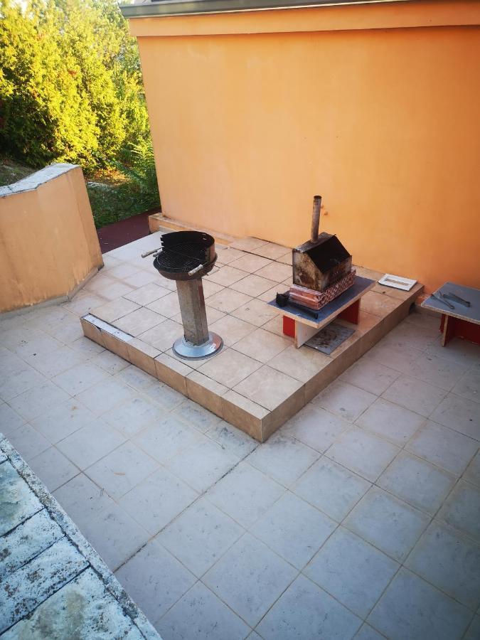 Complex Karia III Apartment Kavarna Bagian luar foto