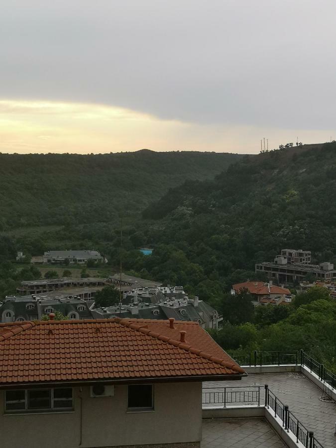 Complex Karia III Apartment Kavarna Bagian luar foto